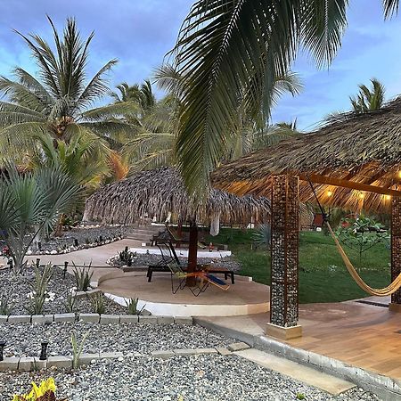 Casa Las Palmas Playa La Saladita Сиуатанехо Экстерьер фото