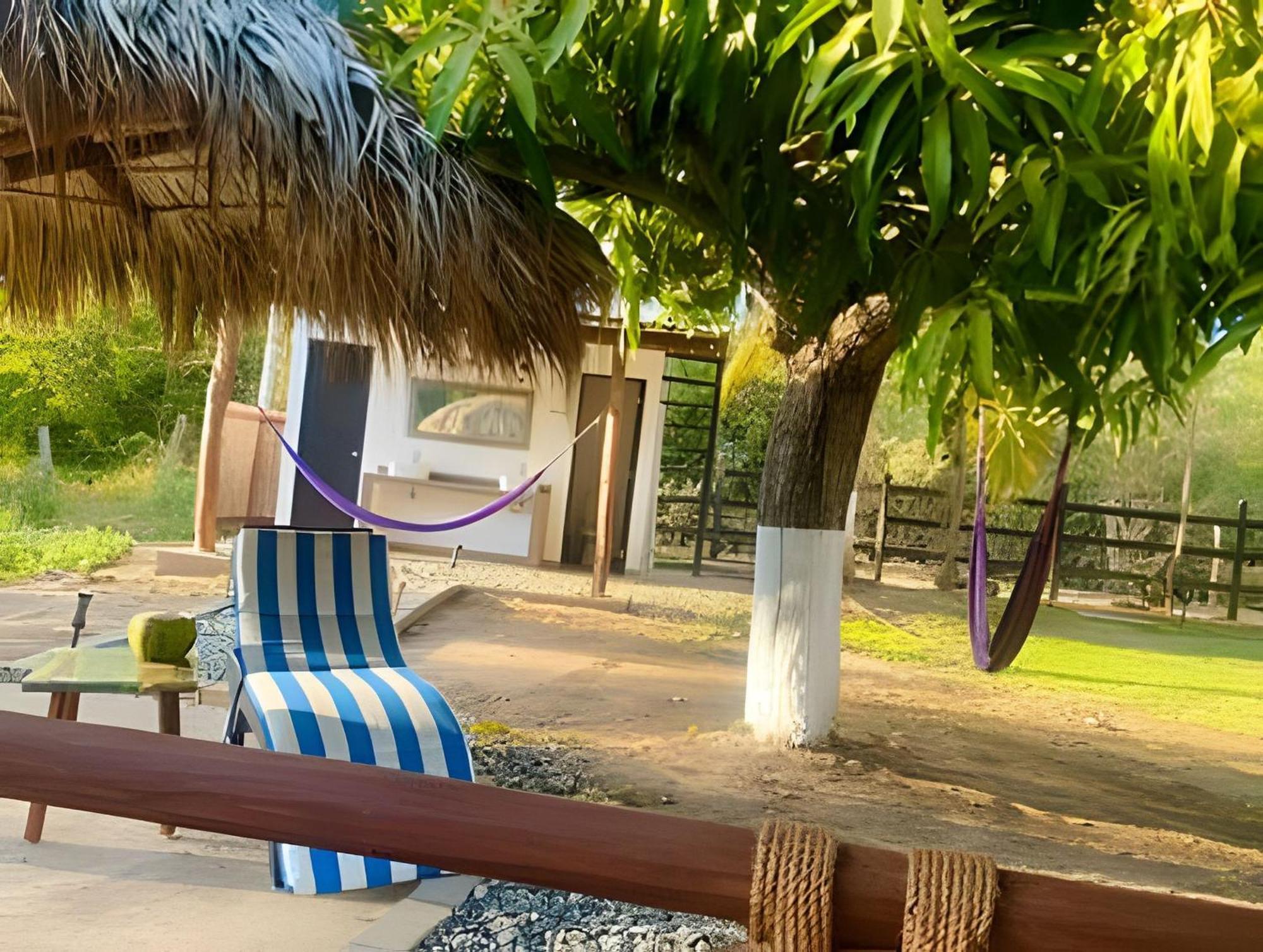 Casa Las Palmas Playa La Saladita Сиуатанехо Экстерьер фото