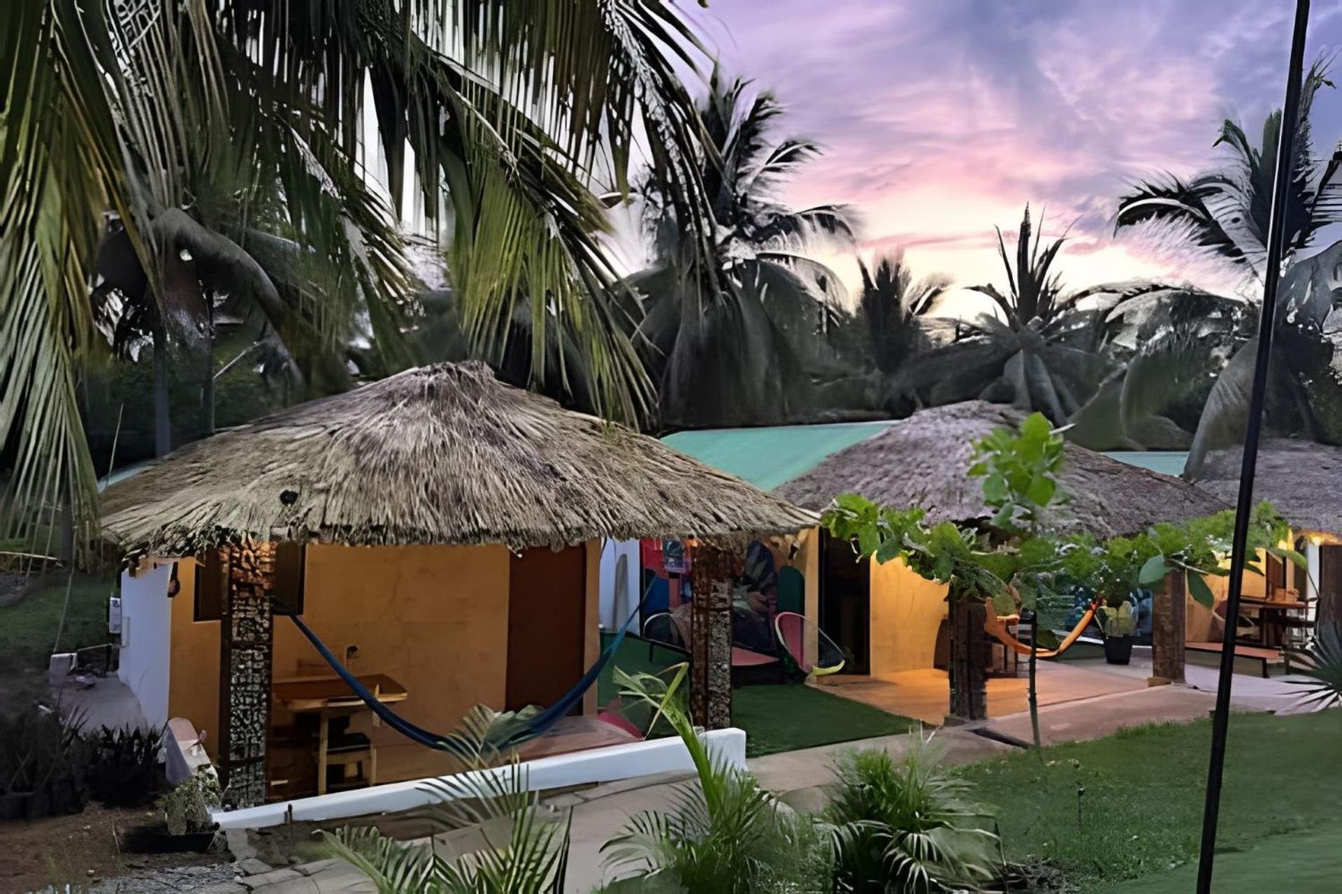 Casa Las Palmas Playa La Saladita Сиуатанехо Экстерьер фото